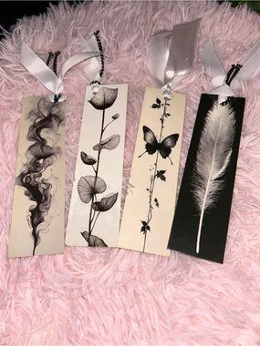 Minimalist Aesthetic Bookmarks Set (4) | Black & White Floral + Butterfly